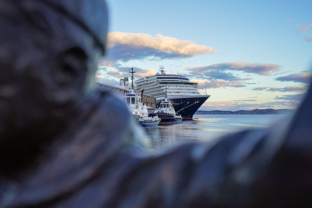 Holland America Line Noordam